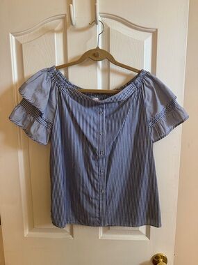 🌸 Parker: Striped Off-Shoulder Top in Blue